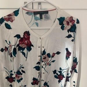 White House black market shirt.